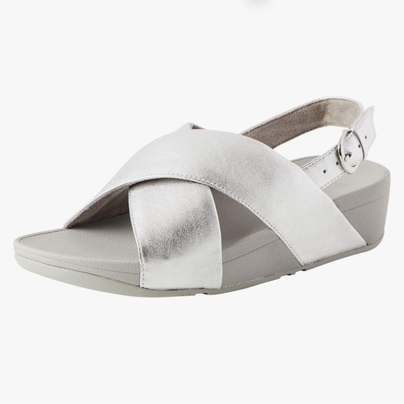 FitFlop Women's Lulu Cross Backstrap Silver Gray Summer Outdoor Sandal Size 9 - Picture 1 of 7